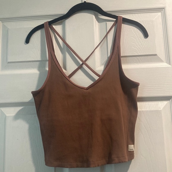 Vuori Rib Crop Tank - Picture 1 of 6